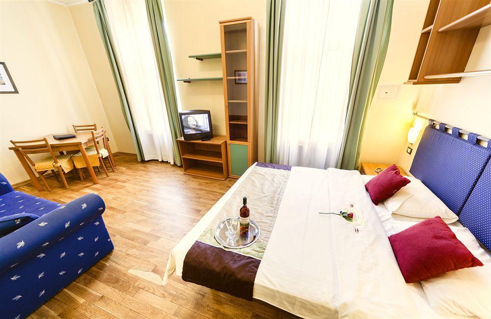 Central Hotel Tiepolo Praga Exterior foto