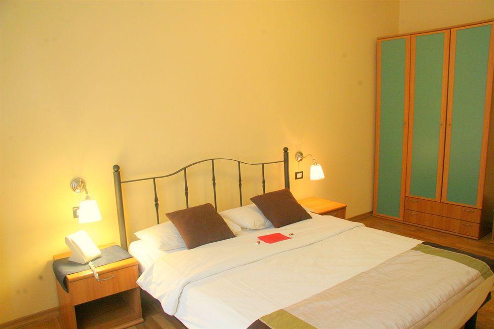 Central Hotel Tiepolo Praga Exterior foto